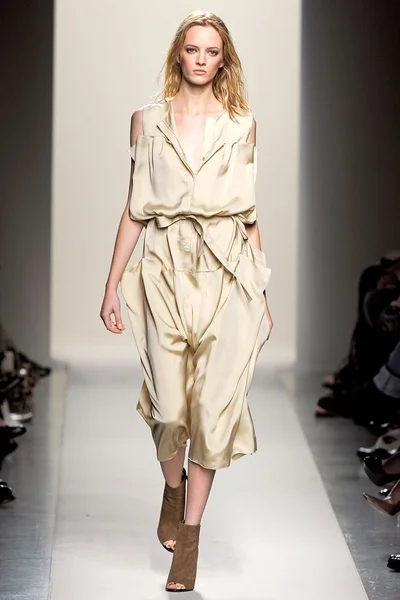 Look 39